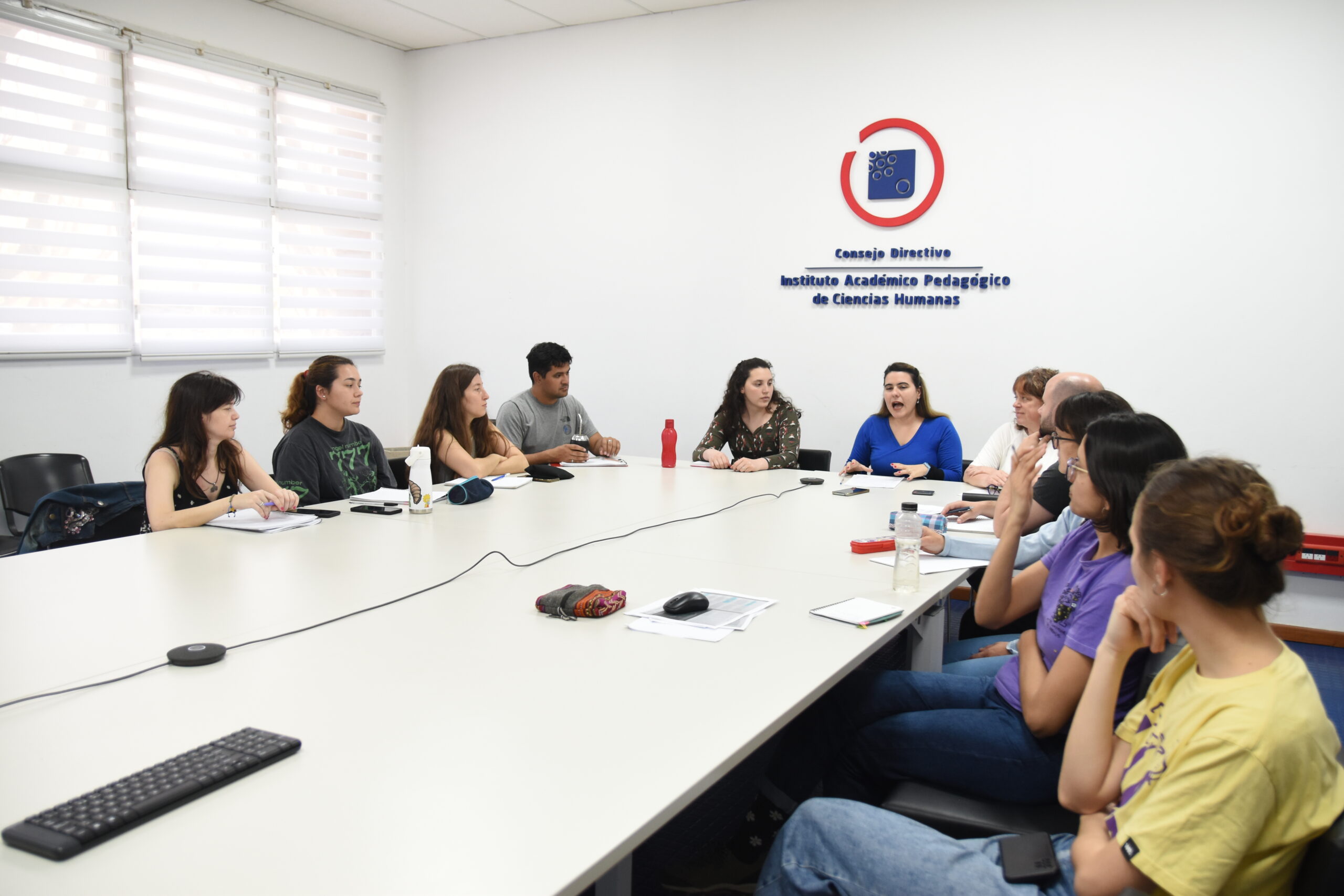 Comenzó el Ciclo de Conversatorios ¿América Latina se escribe a sí misma?