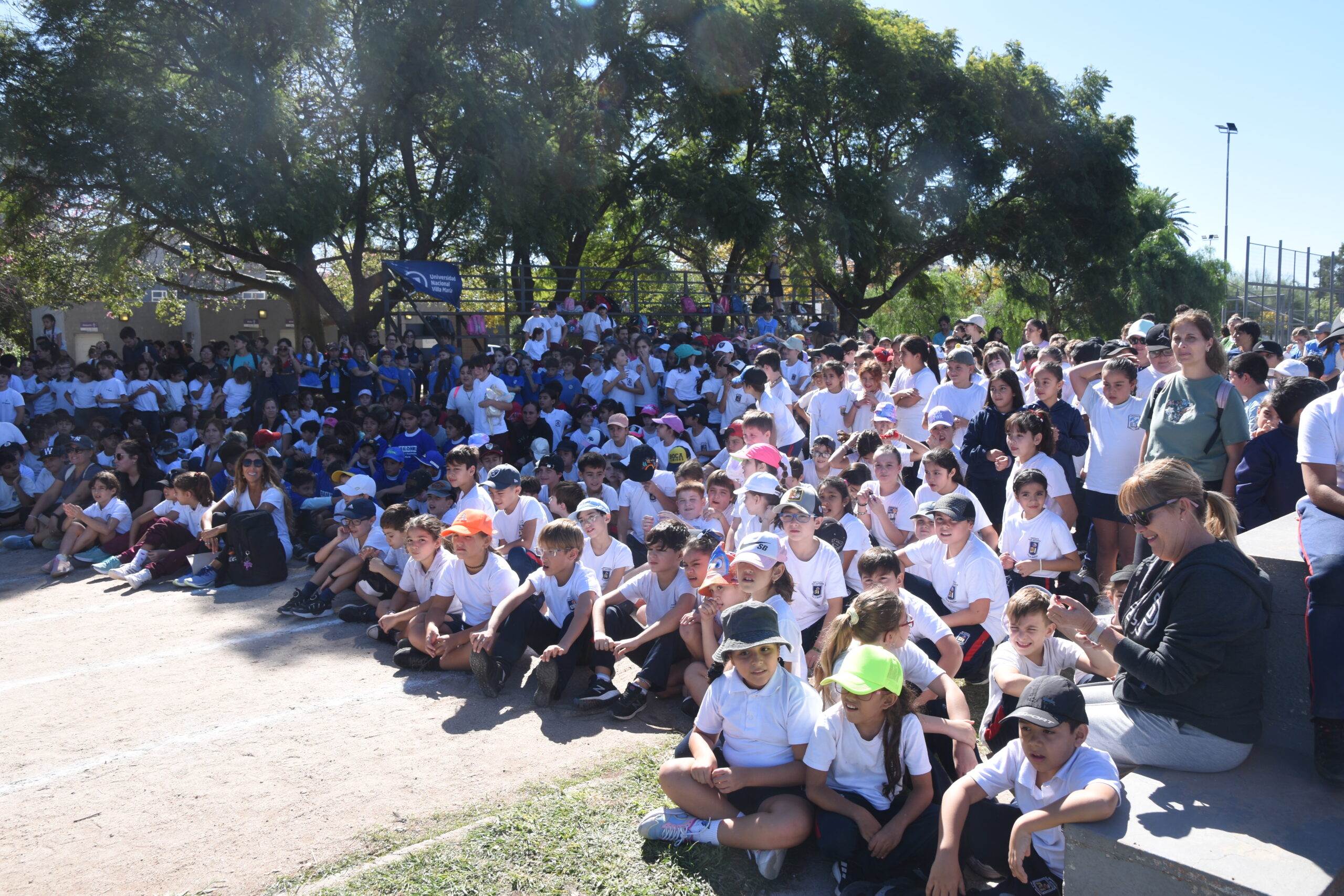 Comienzan los encuentros deportivos para más de 4000 estudiantes de la región