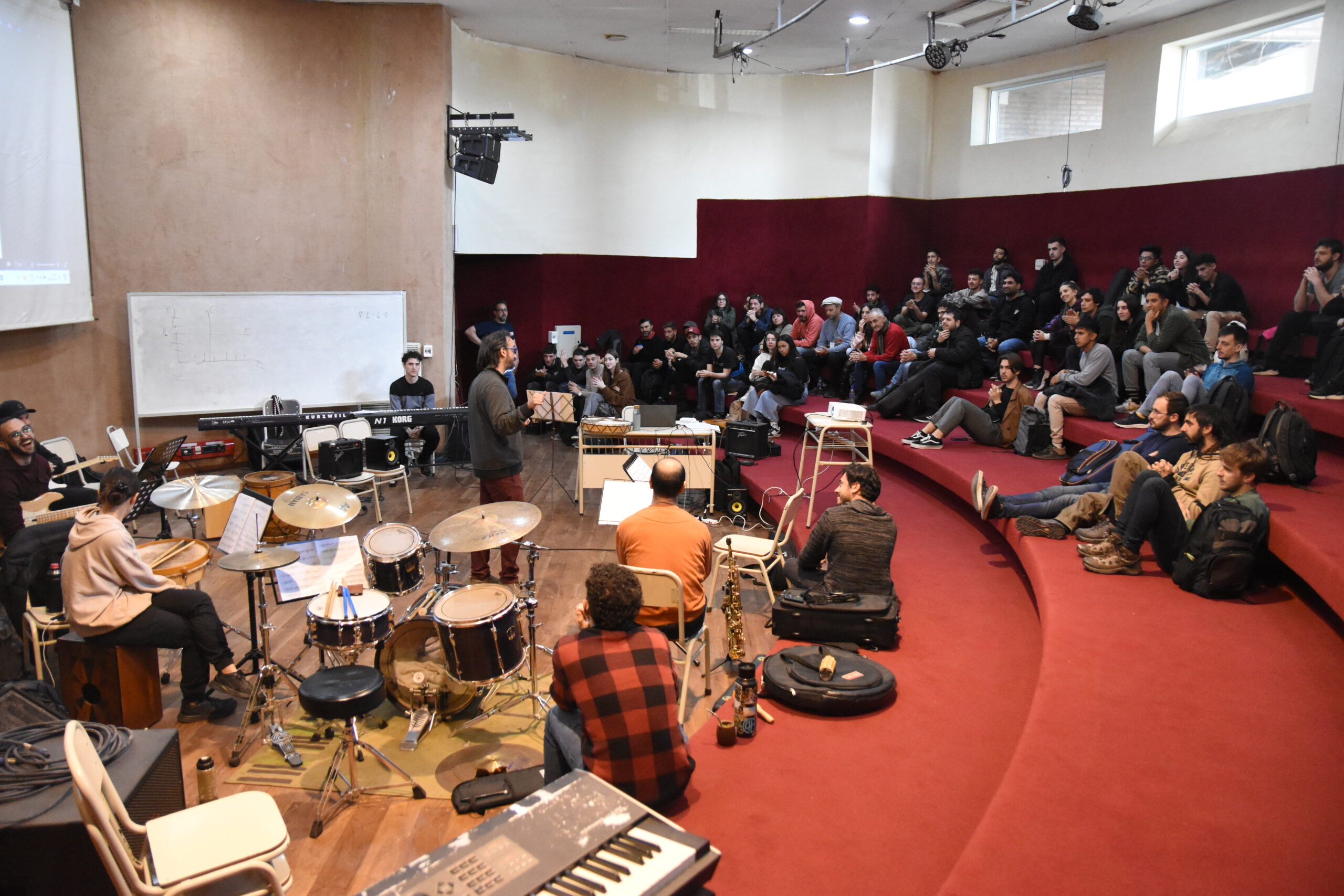 Leo Sujatovich, Gonzalo Aloras y La Otra Orquesta llegan a la UNVM para el 10° Congreso de Música Popular